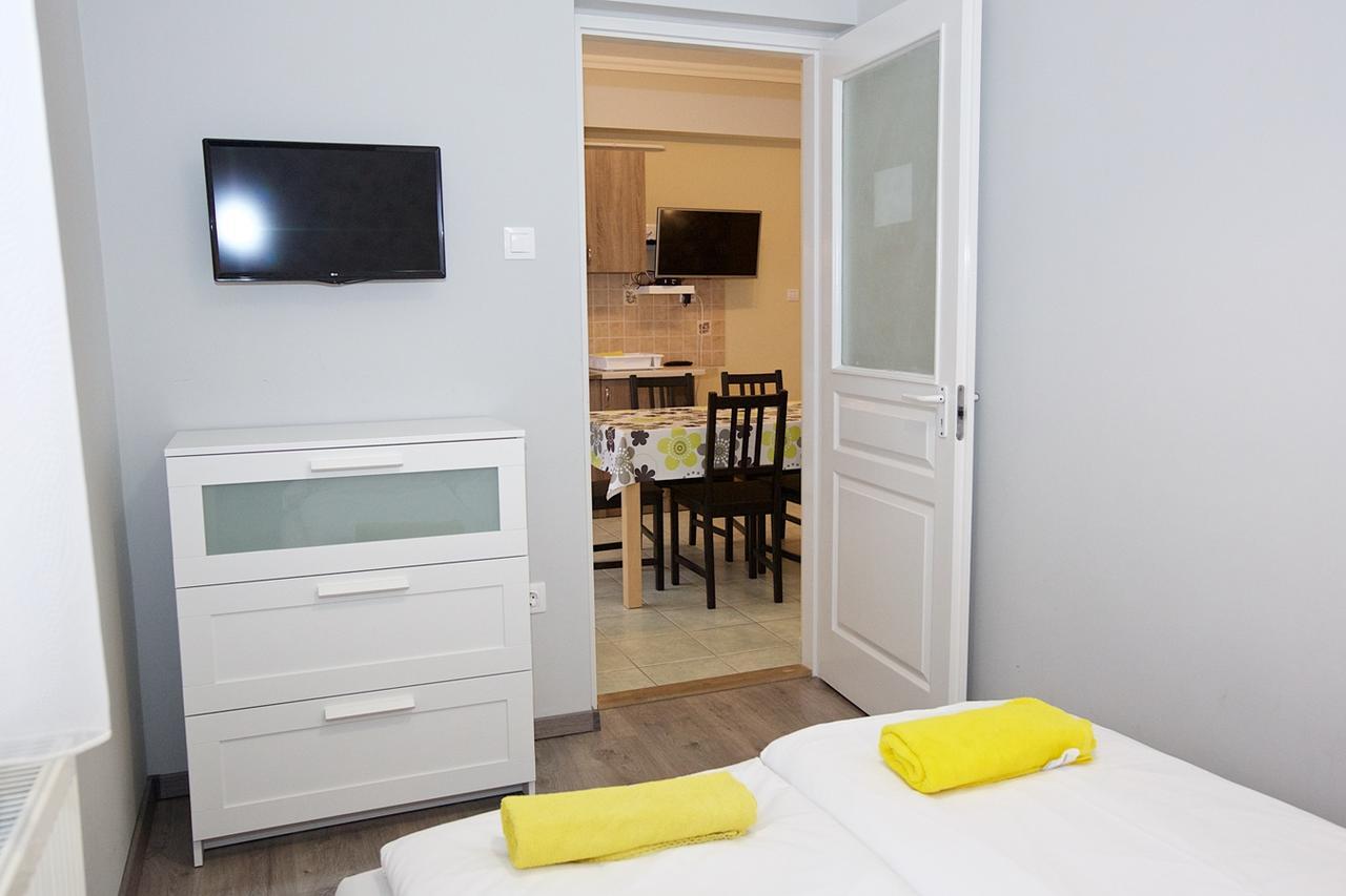 Zoli Apartmanok-Timi Koelcsey 34-36 ไฮจ์ดุสโซบอสโล ภายนอก รูปภาพ